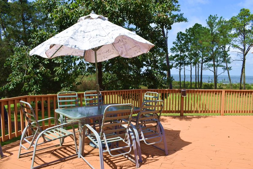 Vineyard Cove